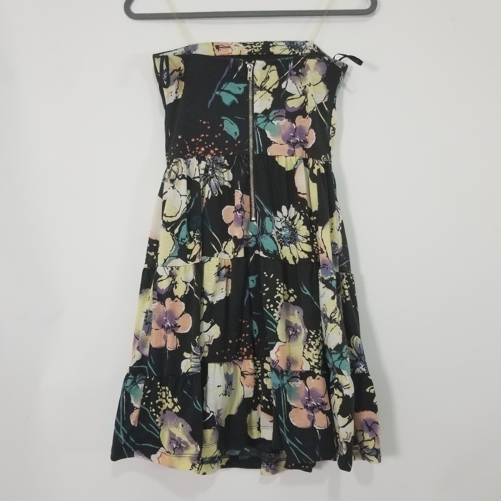 CHARLOTTE Russe small floral strapless dress - Picture 2 of 6